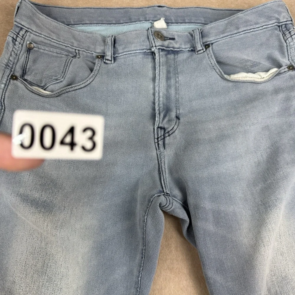 Banana Republic Jeans Men's Size 33‎ Blue Mid Rise Light Wash Denim